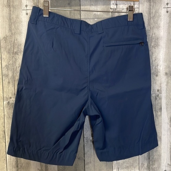 THE North Face boys blue moisture wicking shorts w/ adjustable waistband. XL - Picture 7 of 16
